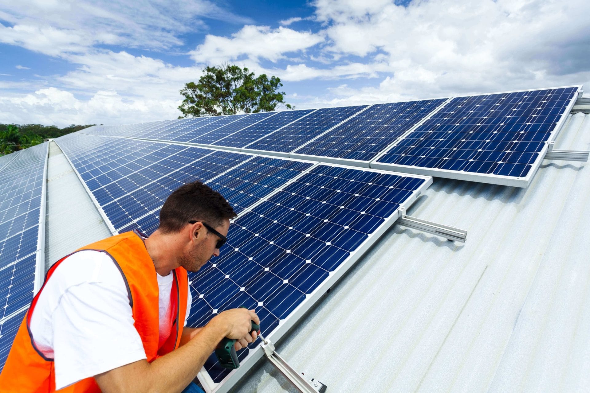 The Role of Stainless Steel 321 Plates in Solar Panel Durability