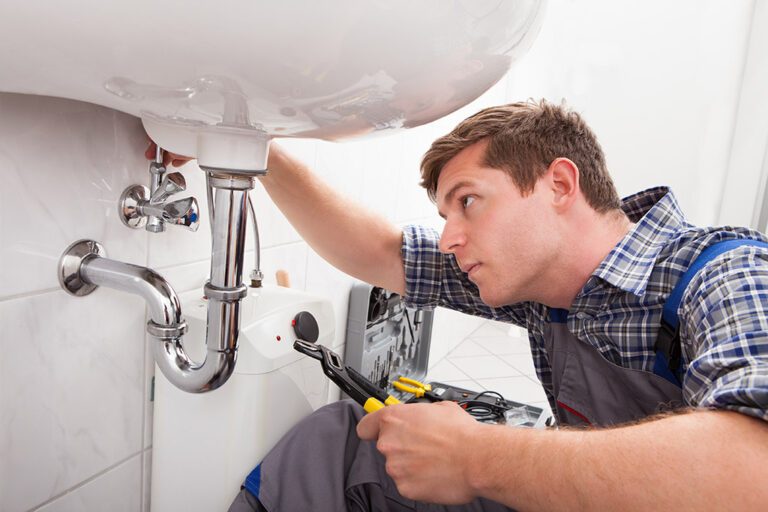 Metro-Plumbing-_-6-Characteristics-That-An-Emergency-Plumber-In-Chattanooga-TN-Must-Have