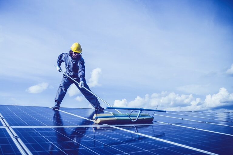 solar-panel-cleaning