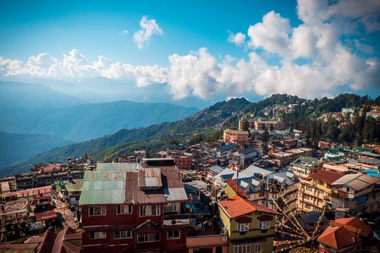 Exploring the Climate of Darjeeling and Tiger Hill