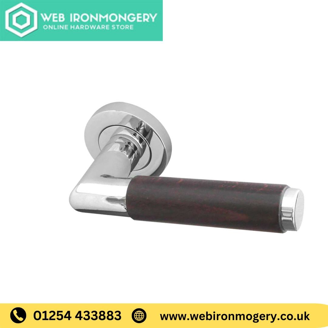 Using Polished Chrome Door Handles to Add Style to Your Home